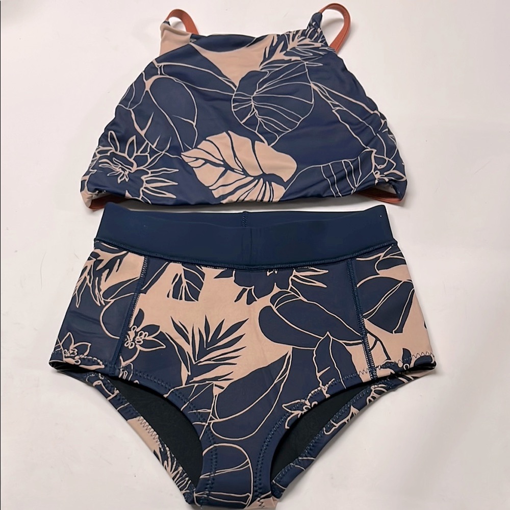 Tropical Leaf Print wet suit bottom.